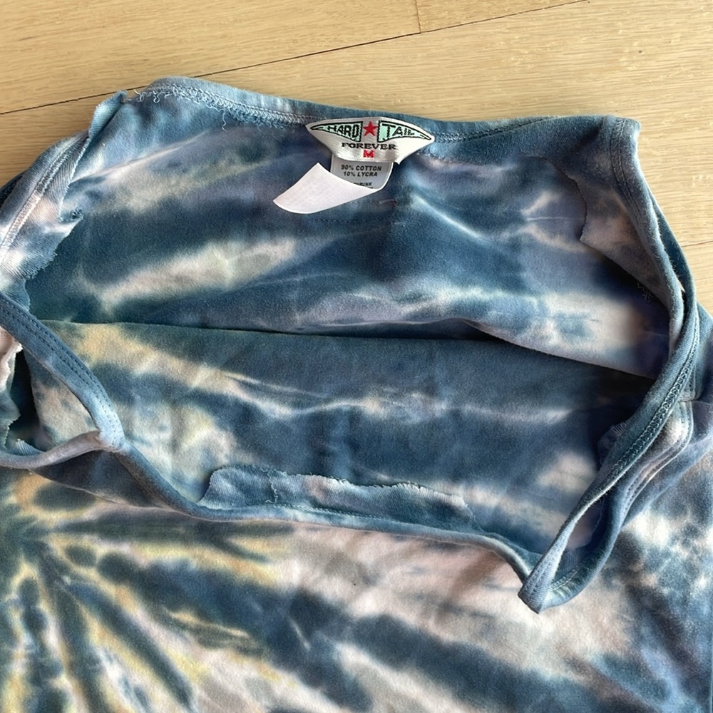 Hard Tail - Picture 6 of 6